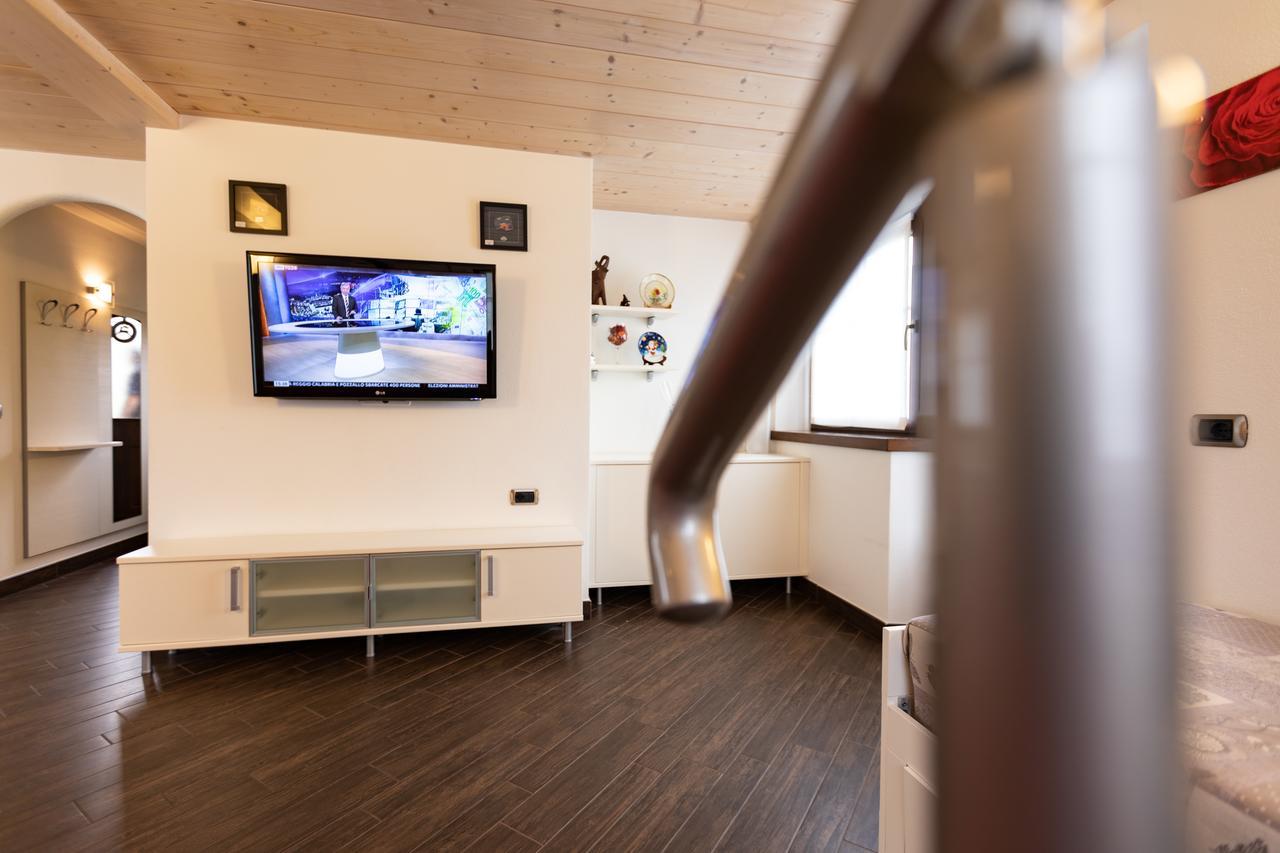 Ferienwohnung Pianeta Oro Avamposto Meteo Livigno Exterior foto